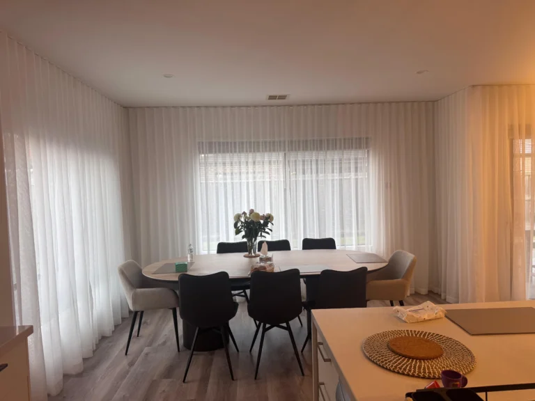 Curtains for Melbourne Homes & Businesses